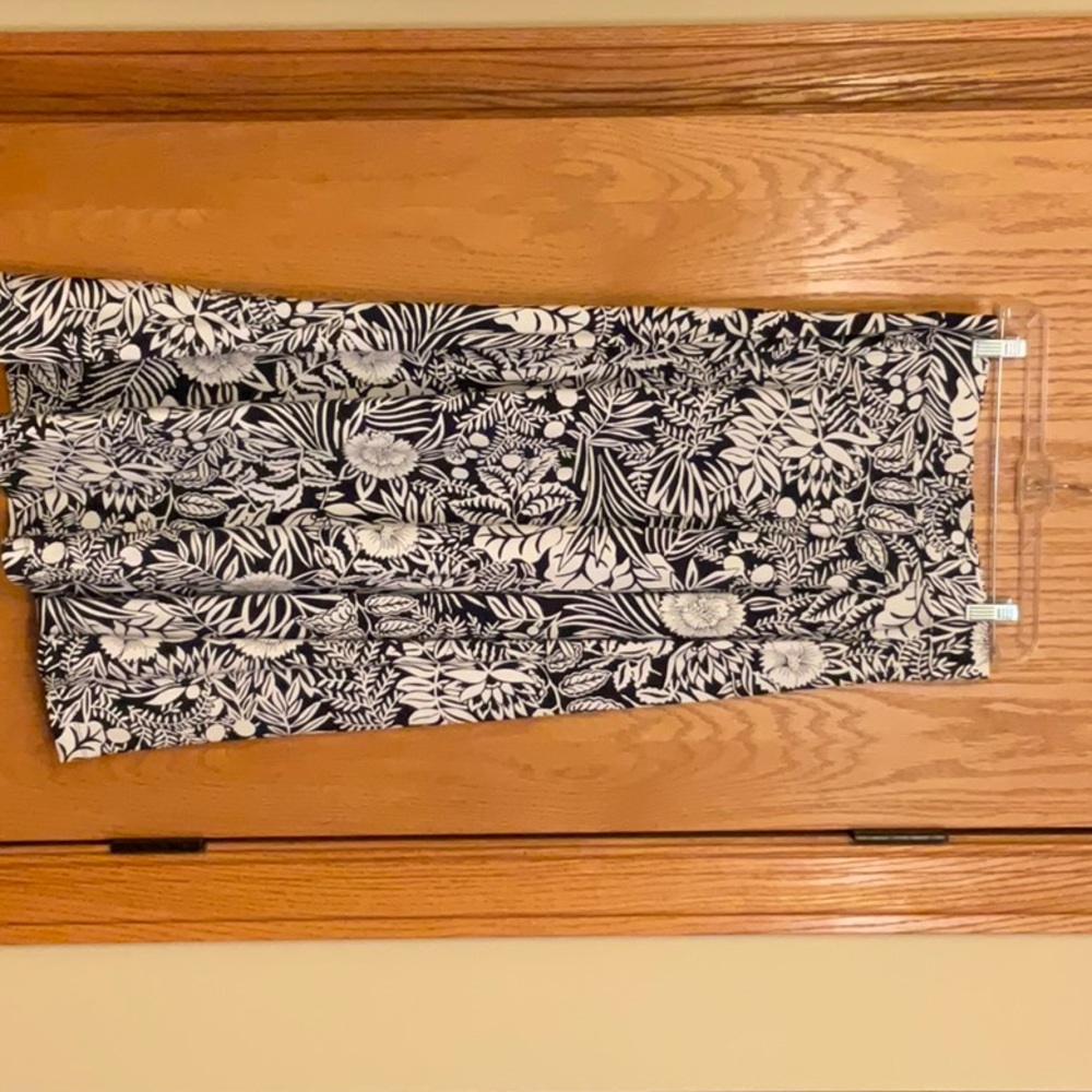 Lands End Skirt